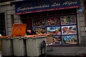 Έως και τα μισά τρόφιμα του κόσμου «καταλήγουν στα σκουπίδια»
